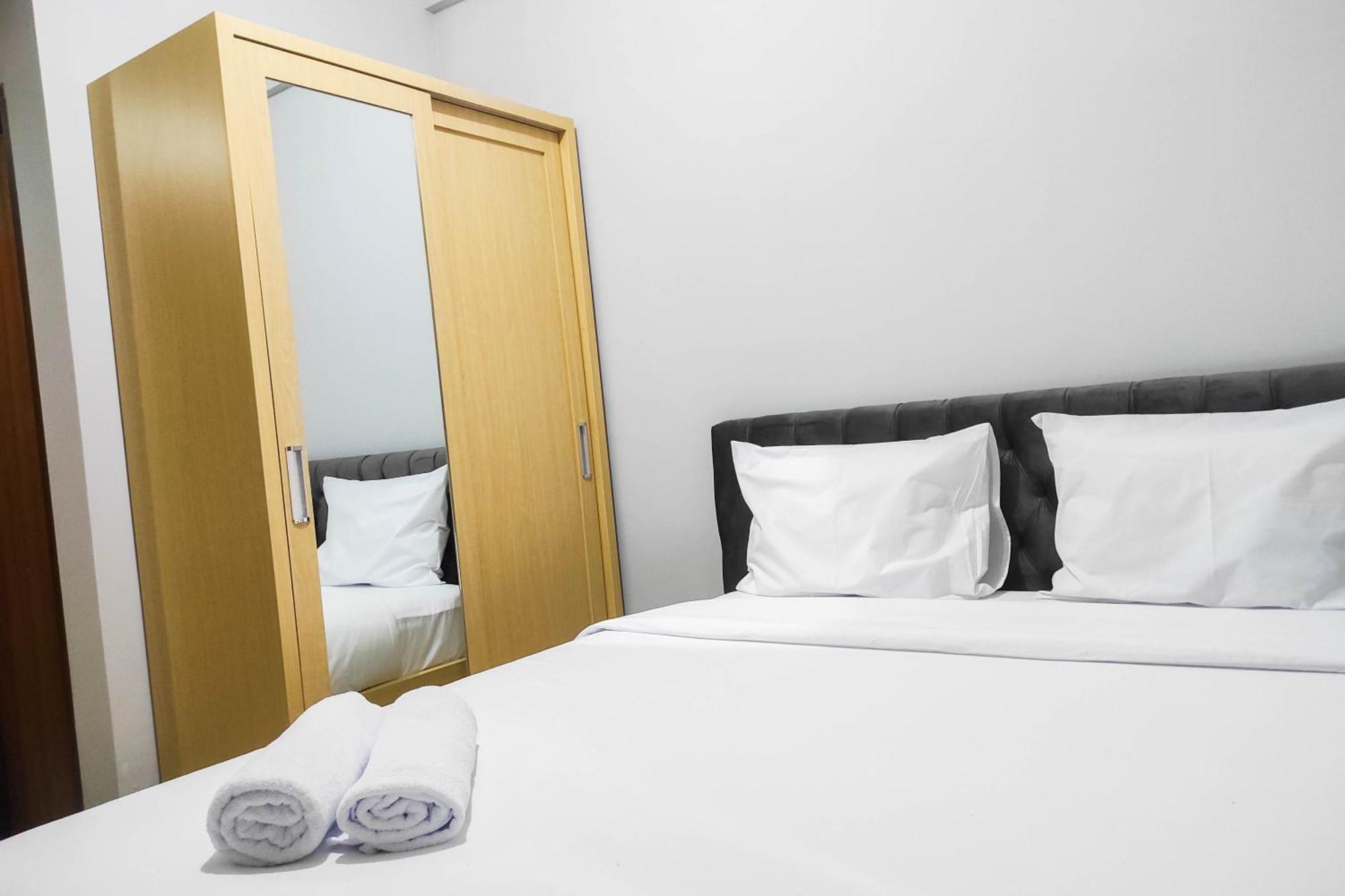 Comfy And Minimalist Studio At Vida View Apartment By Travelio Pampang Exterior foto