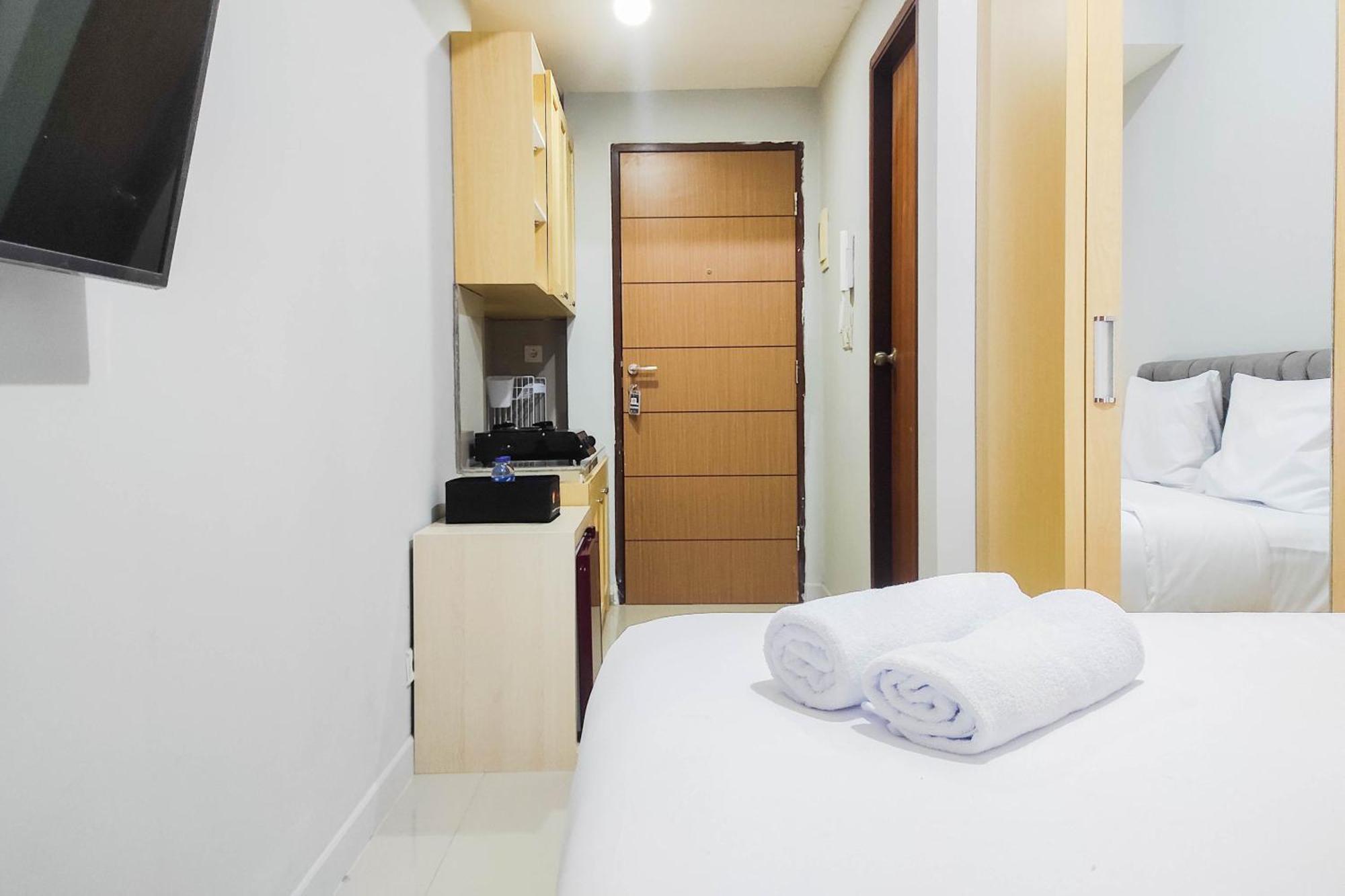 Comfy And Minimalist Studio At Vida View Apartment By Travelio Pampang Exterior foto